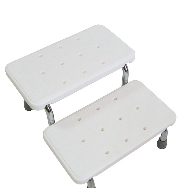 Лесенка для ваннной комнаты KJT 565